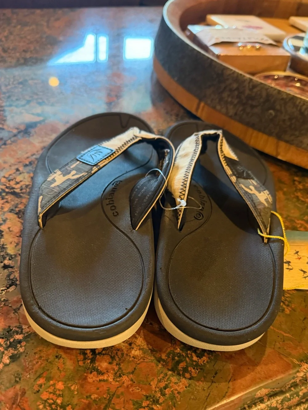 COBIAN men’s SUMO LP Thong Sandals